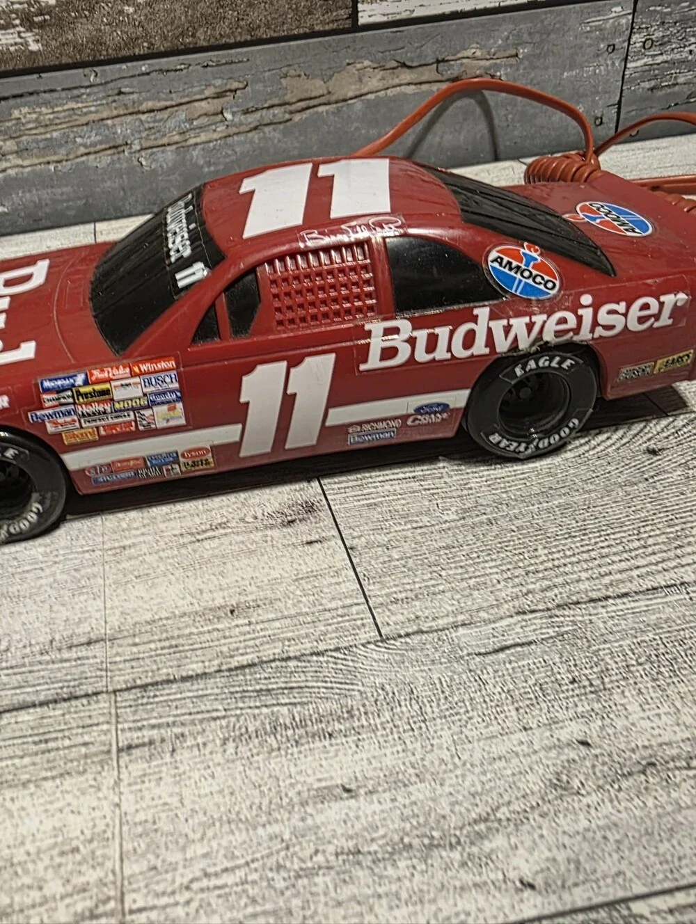 Vintage Budweiser Red #11 Telephone Race Cara